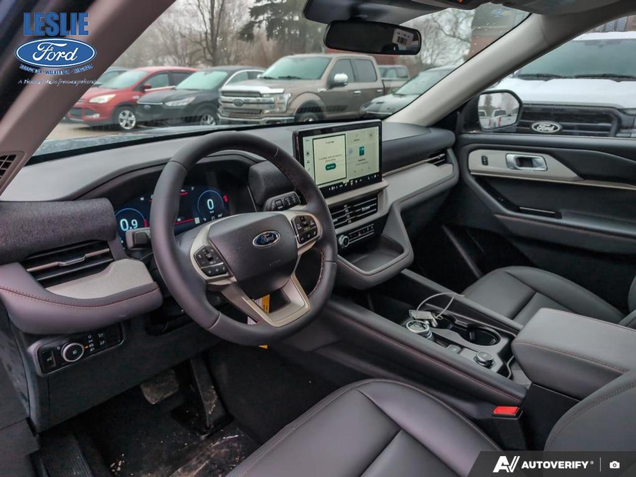 2026 Ford Explorer Active 4WD Photo