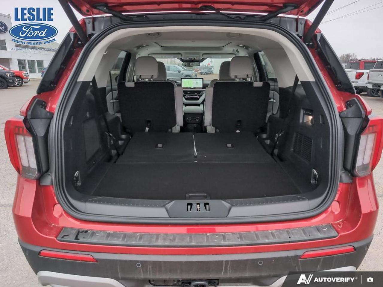 2026 Ford Explorer Platinum 4WD Photo