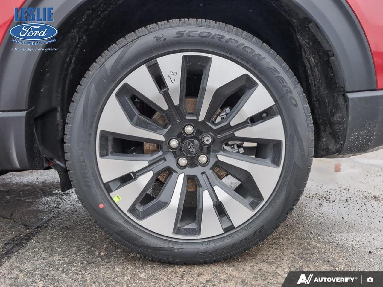 2026 Ford Explorer Platinum 4WD Photo