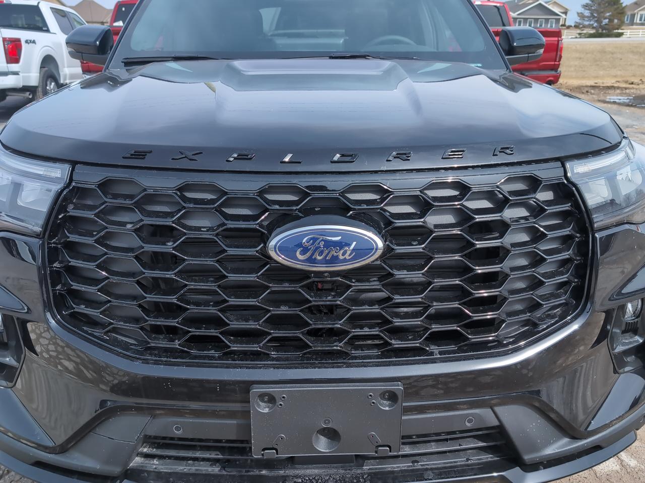 2026 Ford Explorer ST-Line 4WD Photo