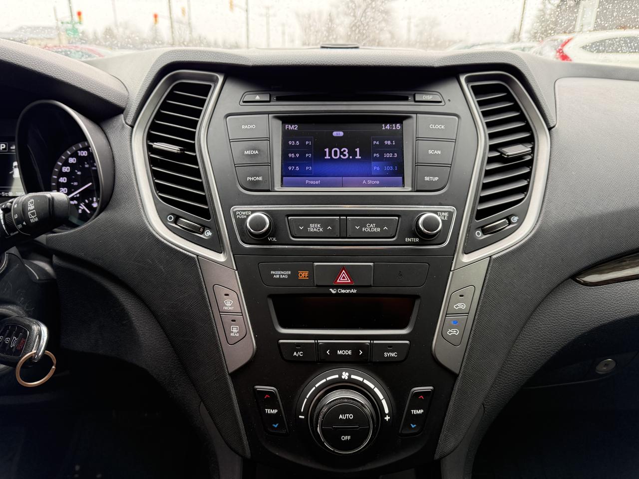 2017 Hyundai Santa Fe Sport Premium 2.4L AWD Photo