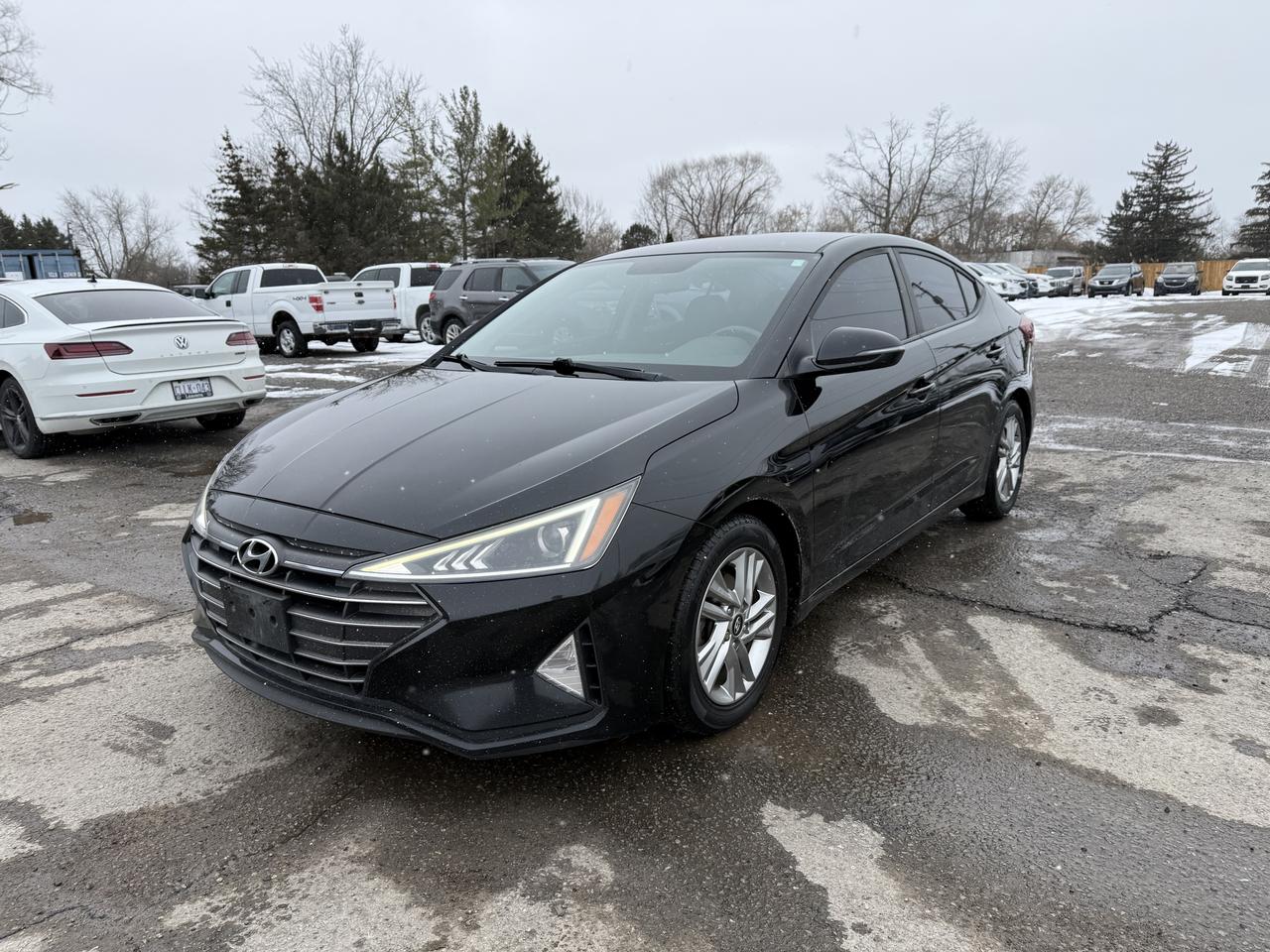 2019 Hyundai Elantra Preferred Photo