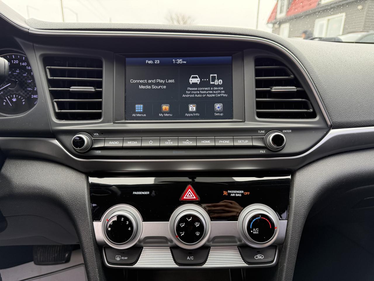 2019 Hyundai Elantra Preferred Photo