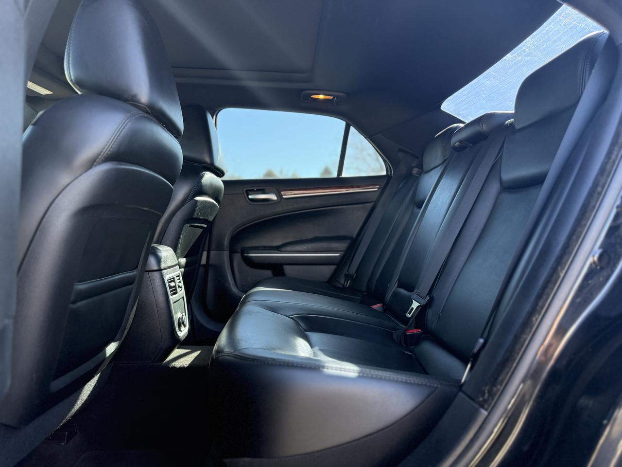 2013 Chrysler 300 Touring  Photo