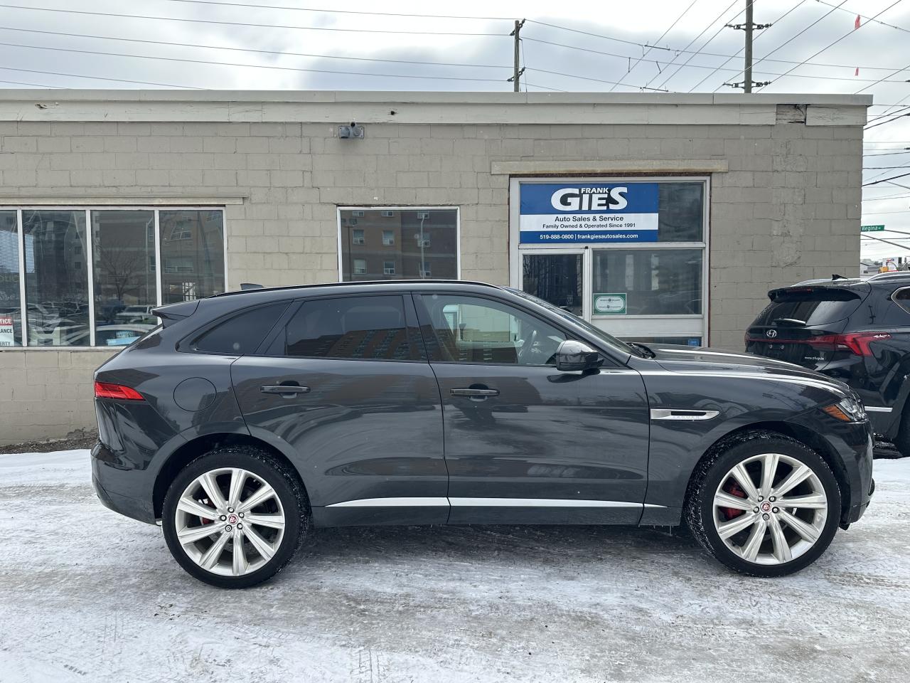 2017 Jaguar F-PACE S Photo