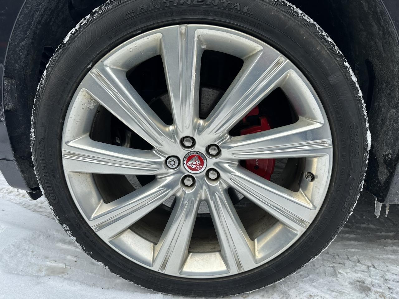 2017 Jaguar F-PACE S Photo