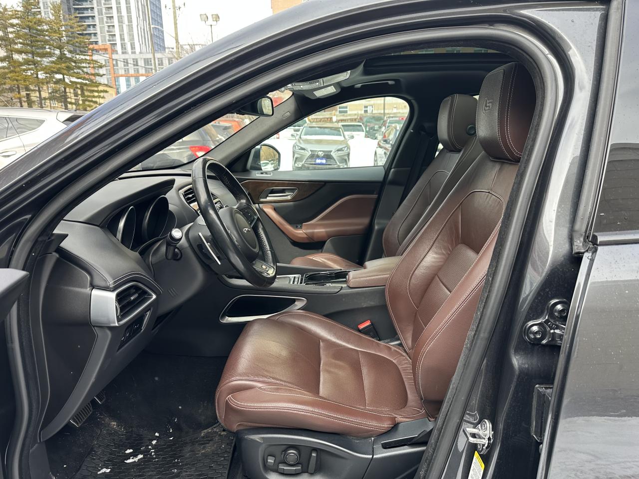 2017 Jaguar F-PACE S Photo