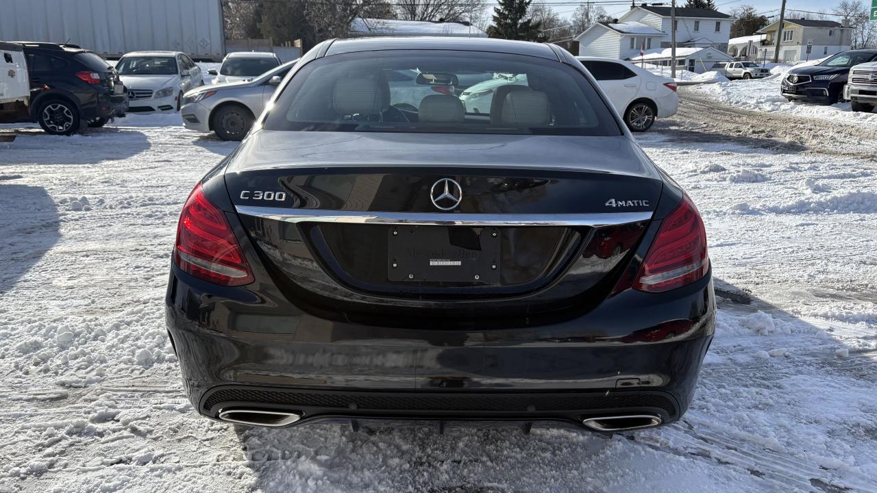 2015 Mercedes-Benz C-Class C 300 Photo