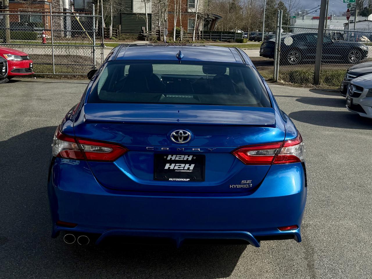 2018 Toyota Camry HYBRID FINANCING AVAILABLE Photo6