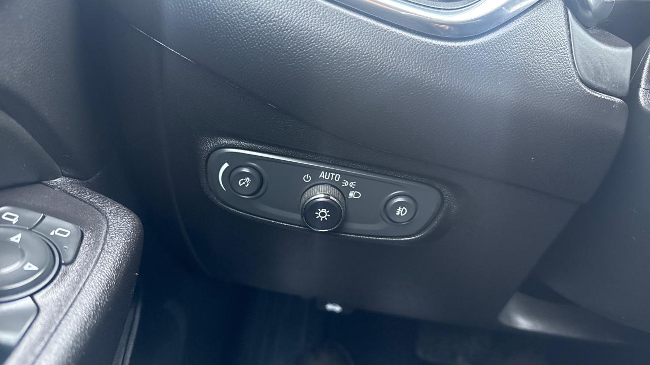 2020 Chevrolet Equinox LT Photo