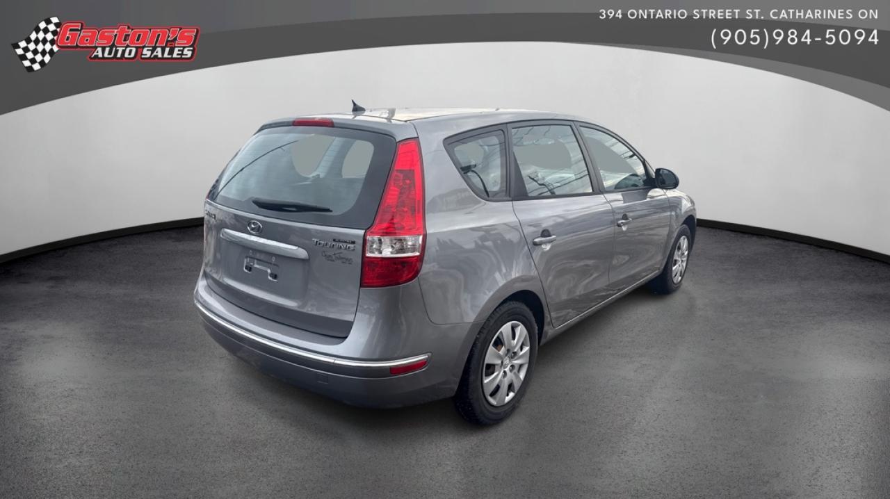 2011 Hyundai Elantra Touring L Photo