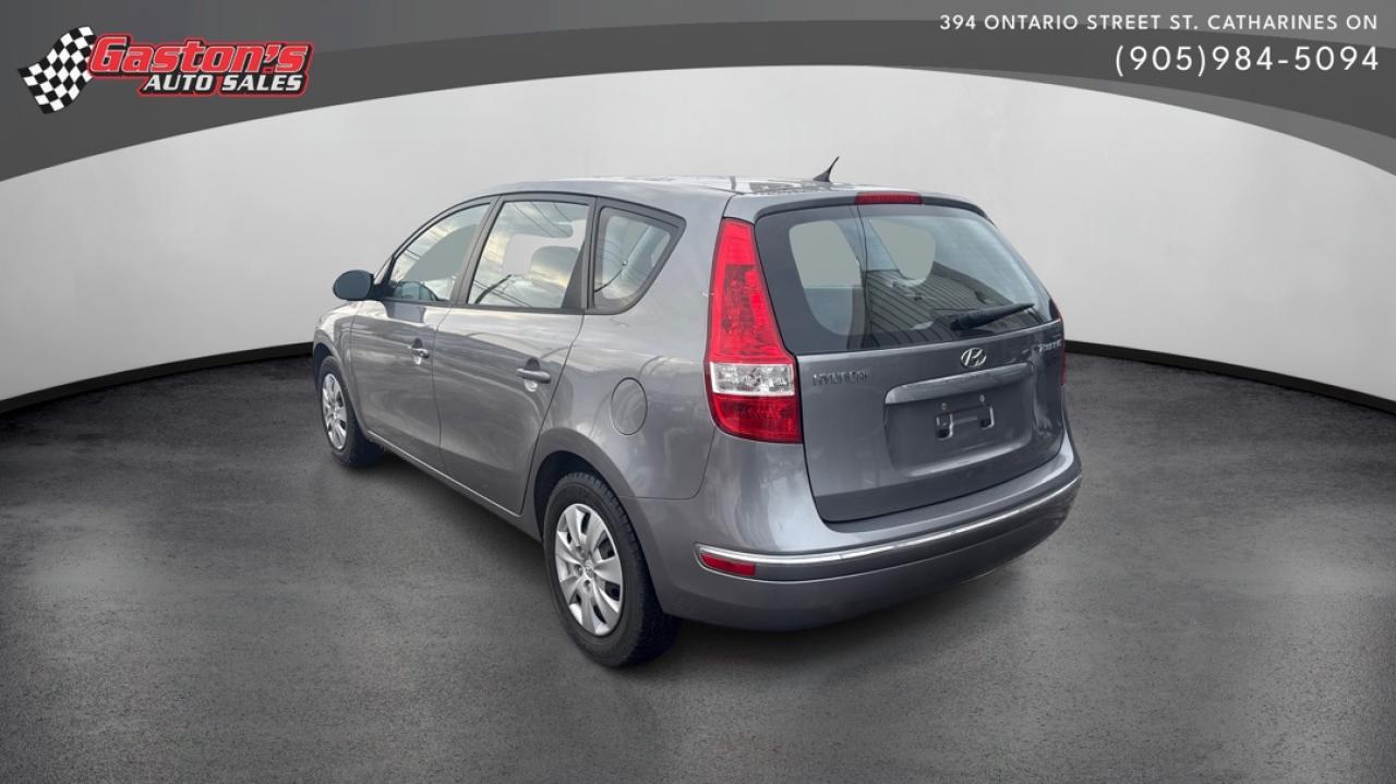 2011 Hyundai Elantra Touring L Photo