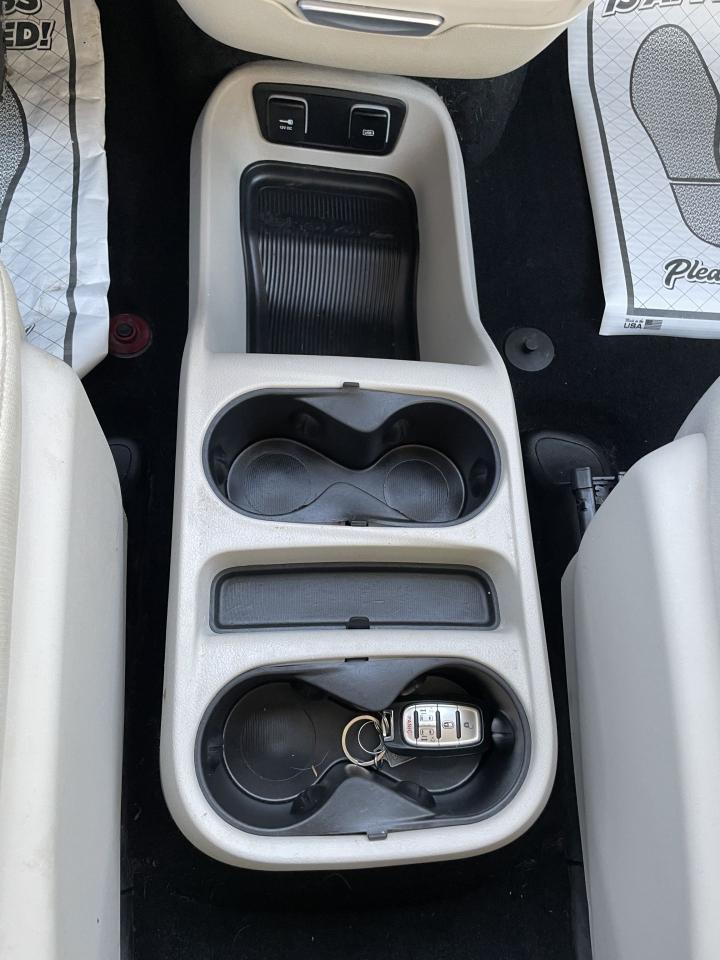 2018 Chrysler Pacifica Hybrid Touring Plus Photo