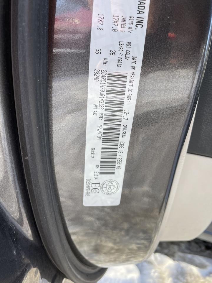 2018 Chrysler Pacifica Hybrid Touring Plus Photo