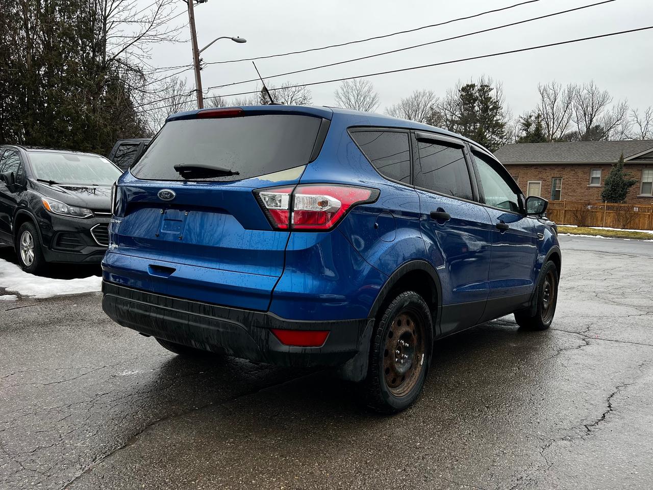 2017 Ford Escape FWD 4DR S Photo