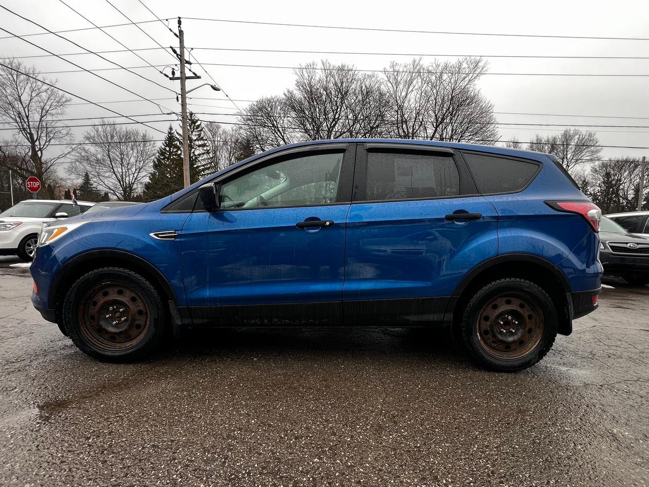 2017 Ford Escape FWD 4DR S Photo3
