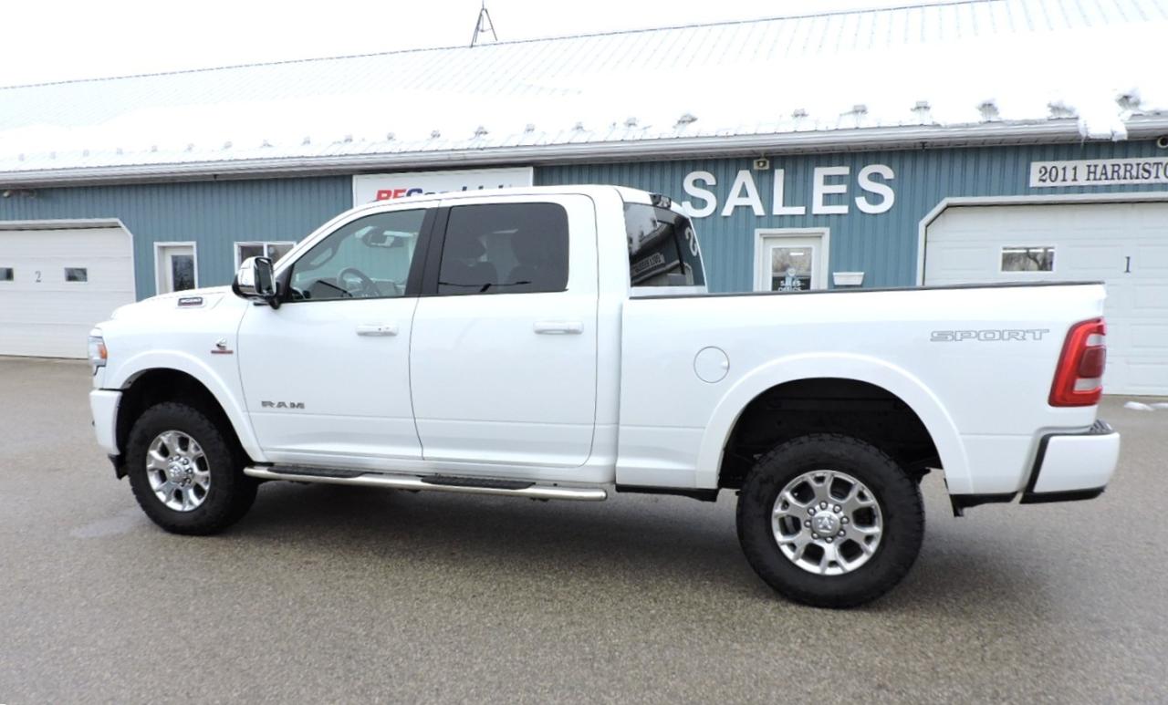 2022 RAM 3500 Laramie Diesel 4X4 1-Owner New Brakes Only 97000KM Photo