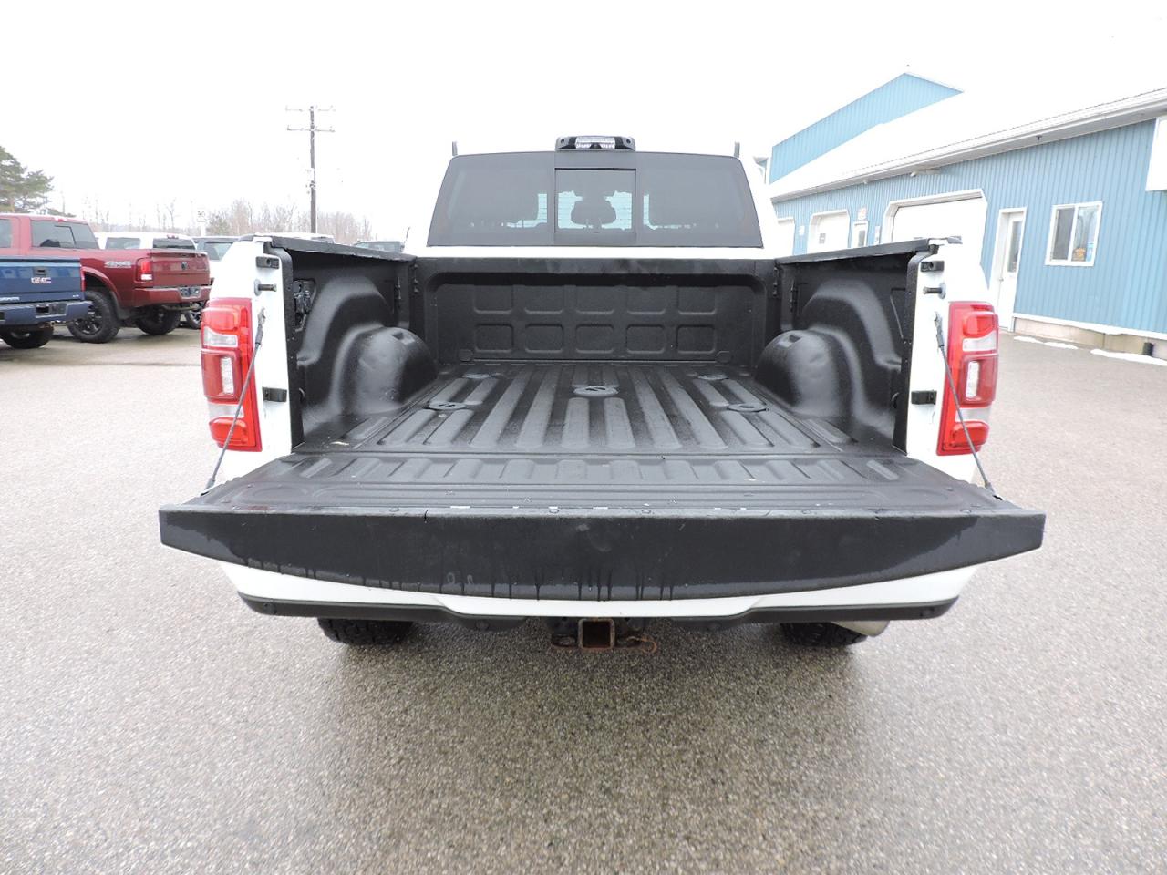 2022 RAM 3500 Laramie Diesel 4X4 1-Owner New Brakes Only 97000KM Photo