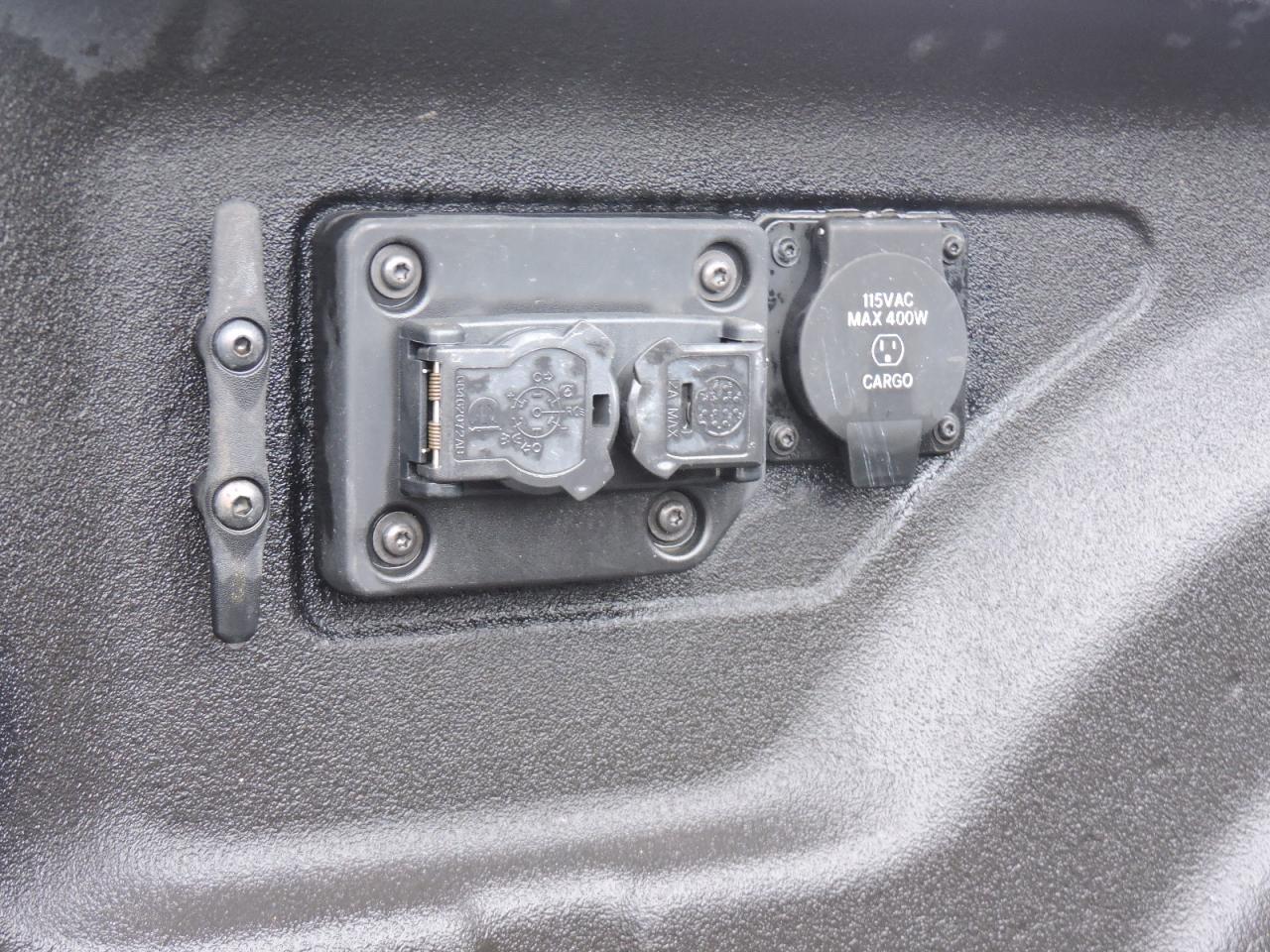 2022 RAM 3500 Laramie Diesel 4X4 1-Owner New Brakes Only 97000KM Photo