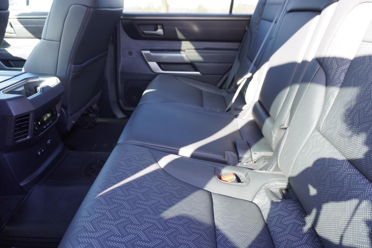 2024 Toyota Sequoia TRD OFF-ROAD / HYBRID / LOW KM'S / 8 PASSENGER Photo