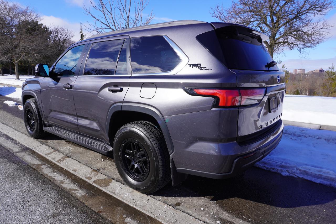 2024 Toyota Sequoia TRD OFF-ROAD / HYBRID / LOW KM'S / 8 PASSENGER Photo3