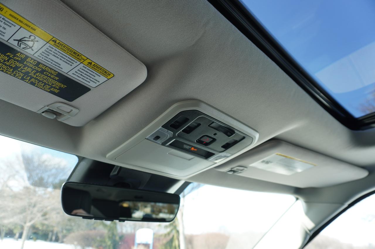 2024 Toyota Sequoia TRD OFF-ROAD / HYBRID / LOW KM'S / 8 PASSENGER Photo