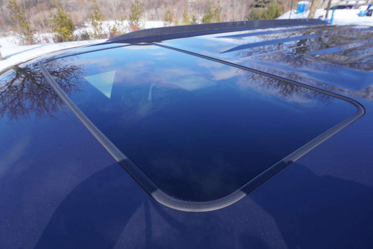 2024 Toyota Sequoia TRD OFF-ROAD / HYBRID / LOW KM'S / 8 PASSENGER Photo