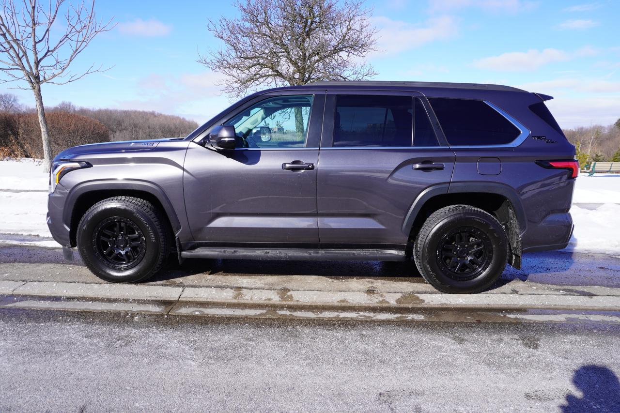 2024 Toyota Sequoia TRD OFF-ROAD / HYBRID / LOW KM'S / 8 PASSENGER Photo2