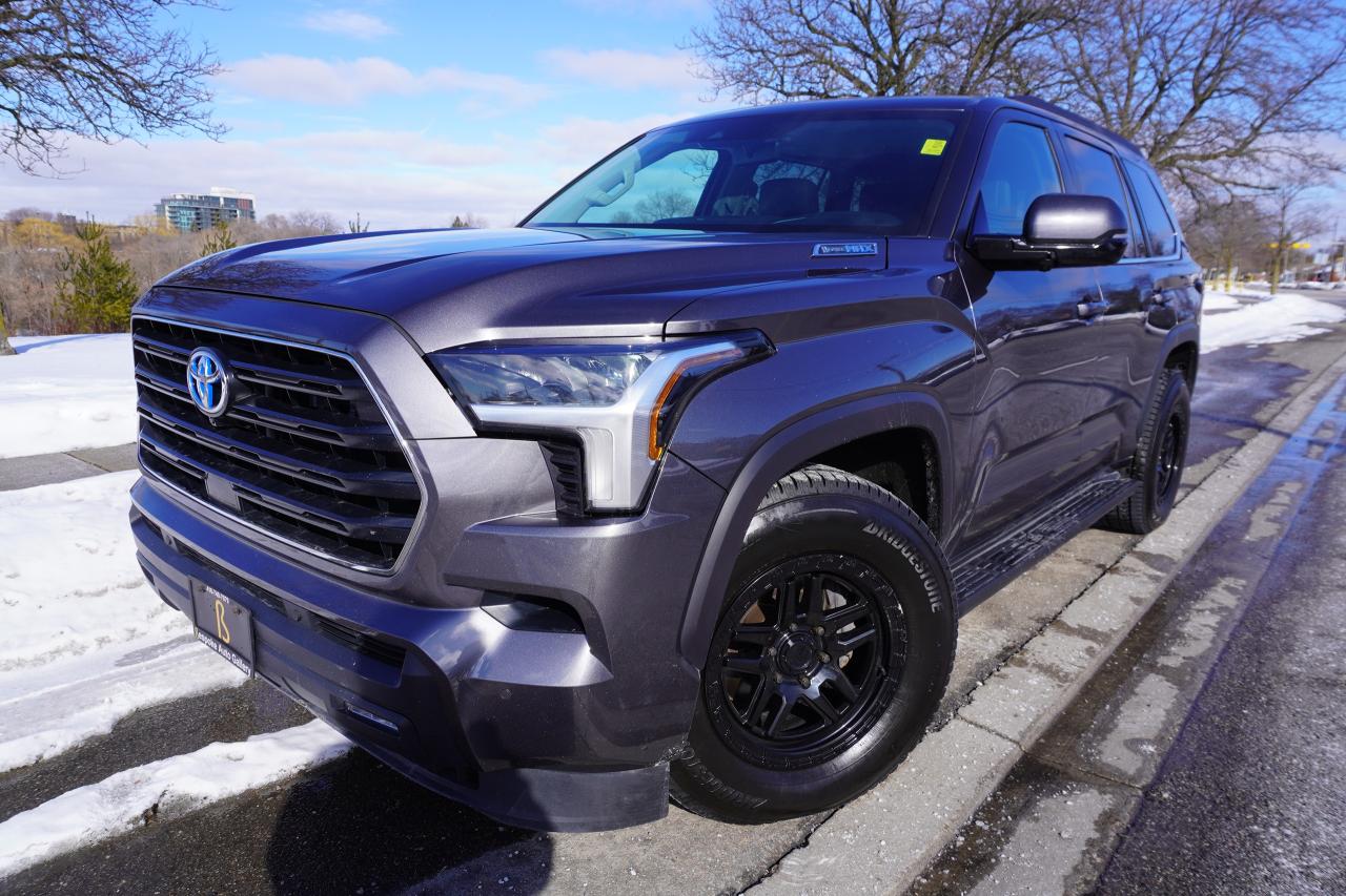 2024 Toyota Sequoia TRD OFF-ROAD / HYBRID / LOW KM'S / 8 PASSENGER