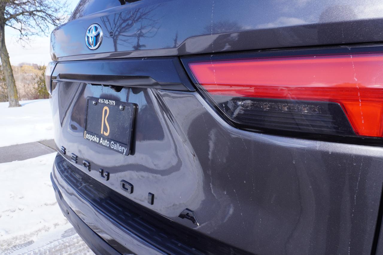 2024 Toyota Sequoia TRD OFF-ROAD / HYBRID / LOW KM'S / 8 PASSENGER Photo