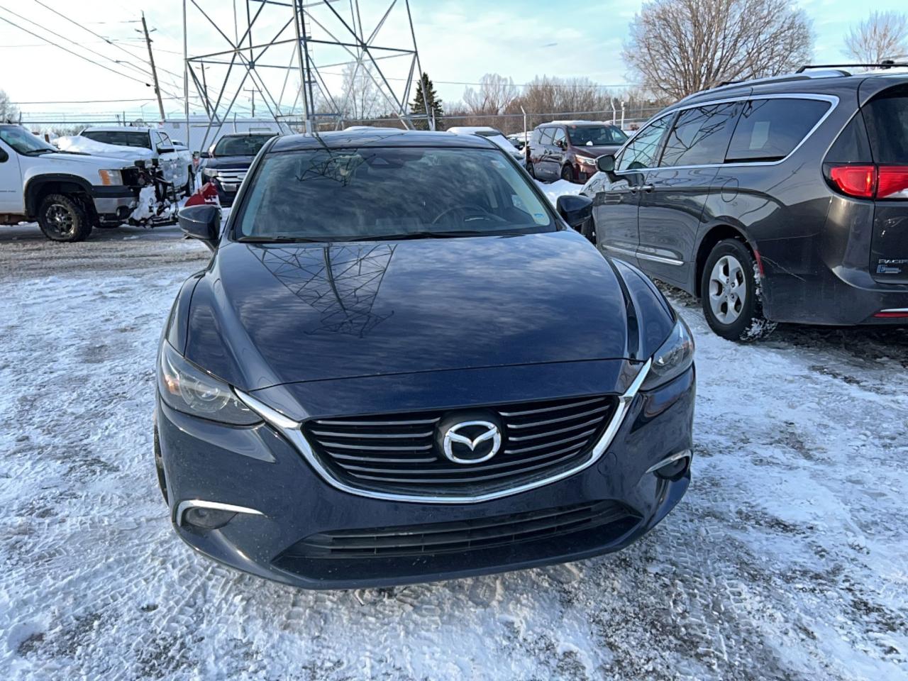 2017 Mazda MAZDA6 GT Photo2