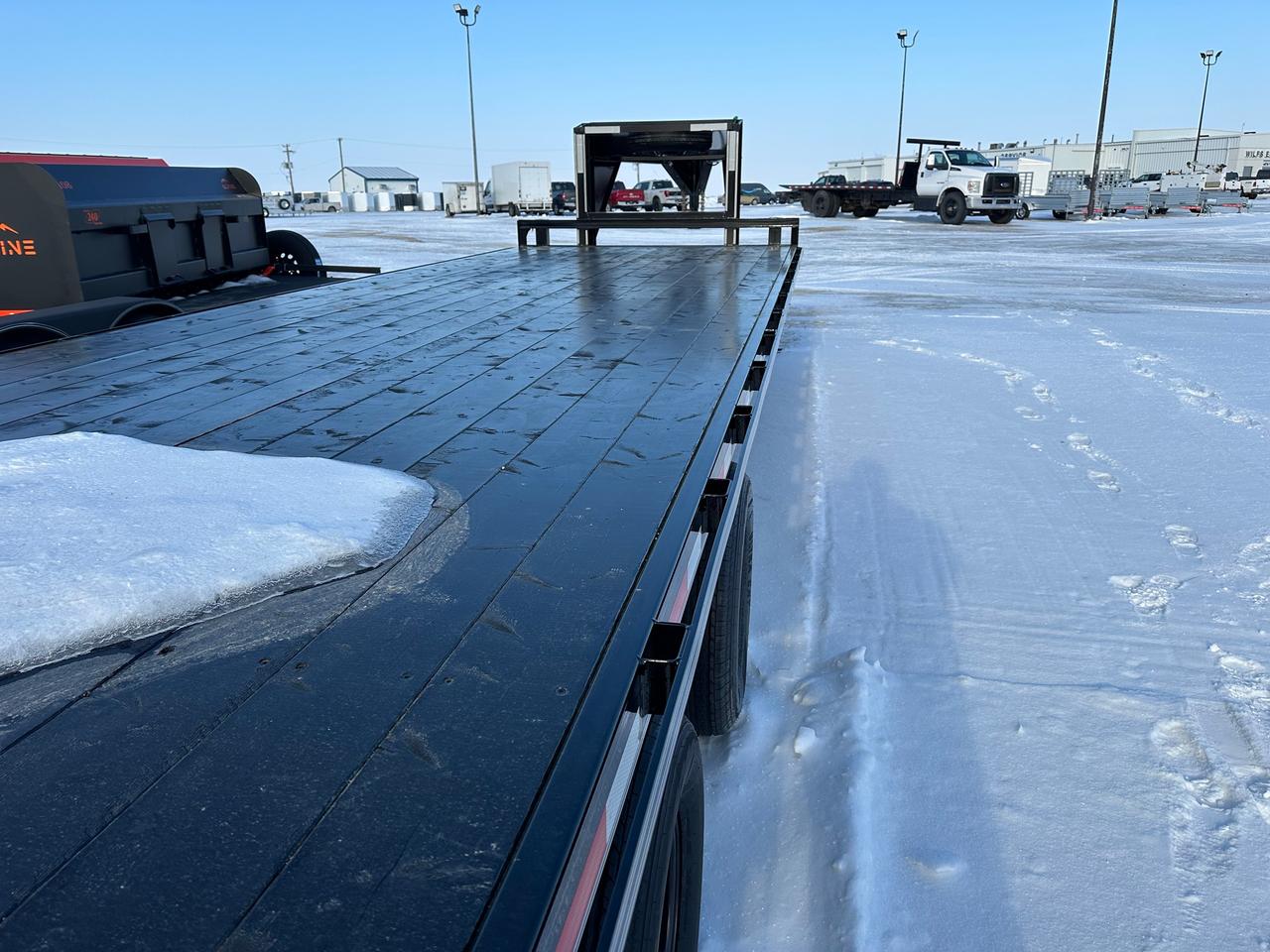 2026 Rainbow Deck Over 25 + 5 Excursion Gooseneck Deck Over w/ Dove Tail Photo5