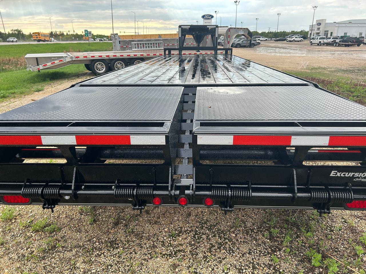 2026 Rainbow Deck Over 25 + 5 Excursion Gooseneck Deck Over w/ Dove Tail Photo
