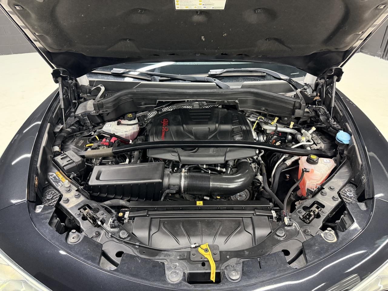 2021 Alfa Romeo Stelvio TI SPORT|RED INT|NAV|LKA|ACC|FCW|BSM| Photo