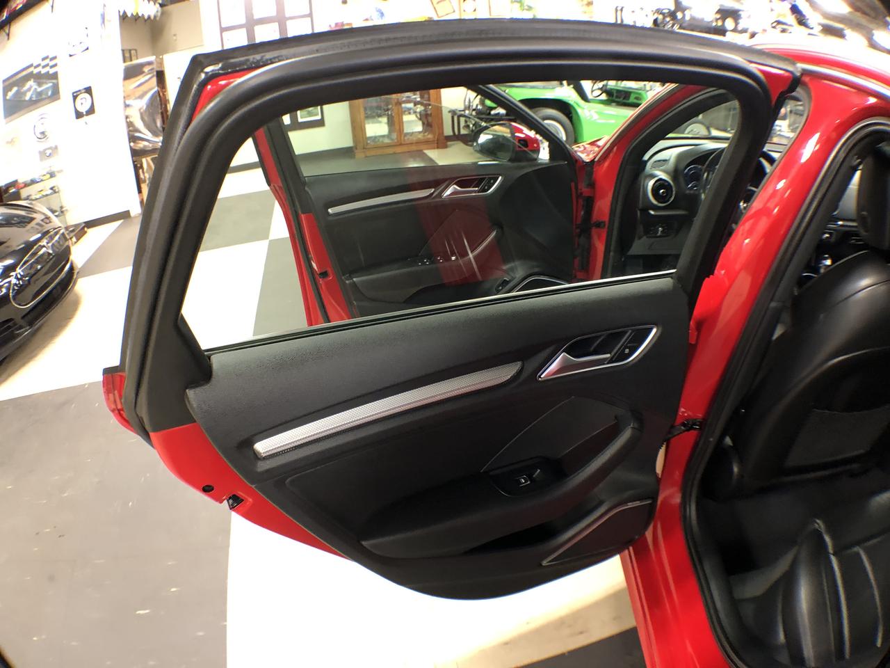 2018 Audi A3 E-TRON THECHNIK LEATHER PANO/ROOF NAV CAMERA Photo