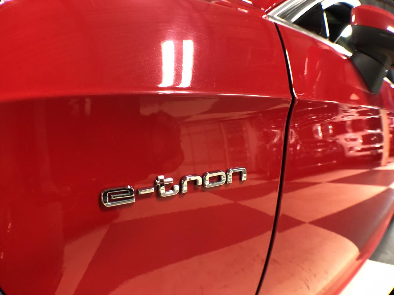 2018 Audi A3 E-TRON THECHNIK LEATHER PANO/ROOF NAV CAMERA Photo