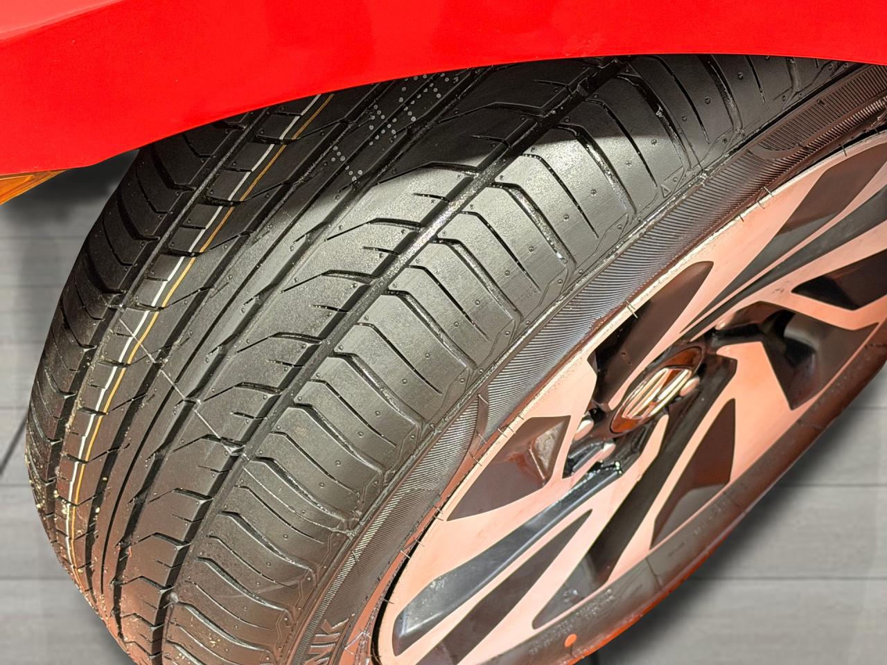 2019 Honda Civic LX+New Tires+Adaptive Cruise+CLEAN CARFAX Photo3