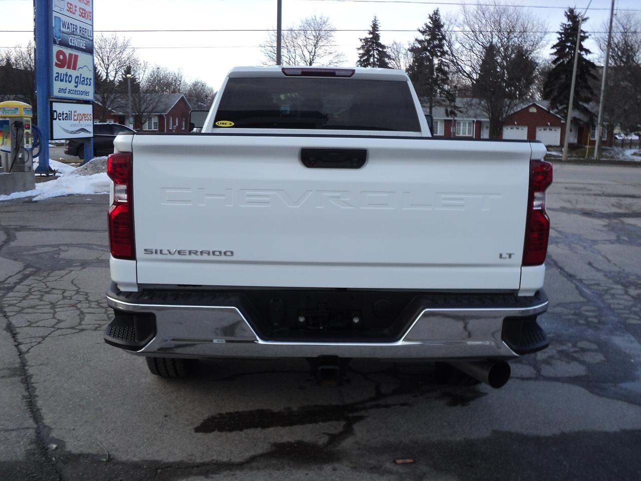 2025 Chevrolet Silverado 2500 HD LT CrewCab 4WD 6.6L8cylDiesel 8ftBox NavHeatedS Photo