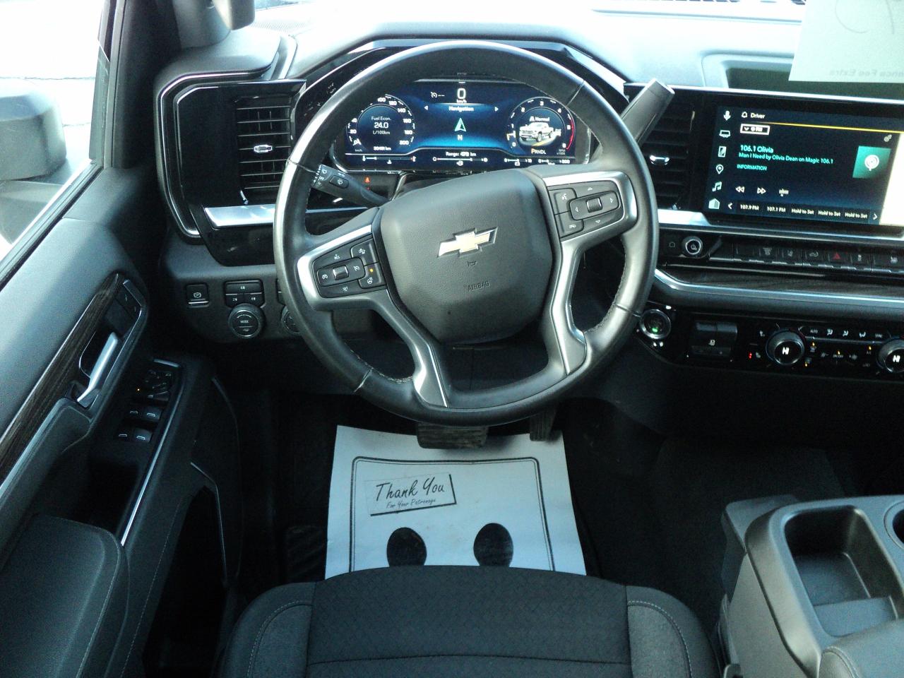 2025 Chevrolet Silverado 2500 HD LT CrewCab 4WD 6.6L8cylDiesel 8ftBox NavHeatedS Photo