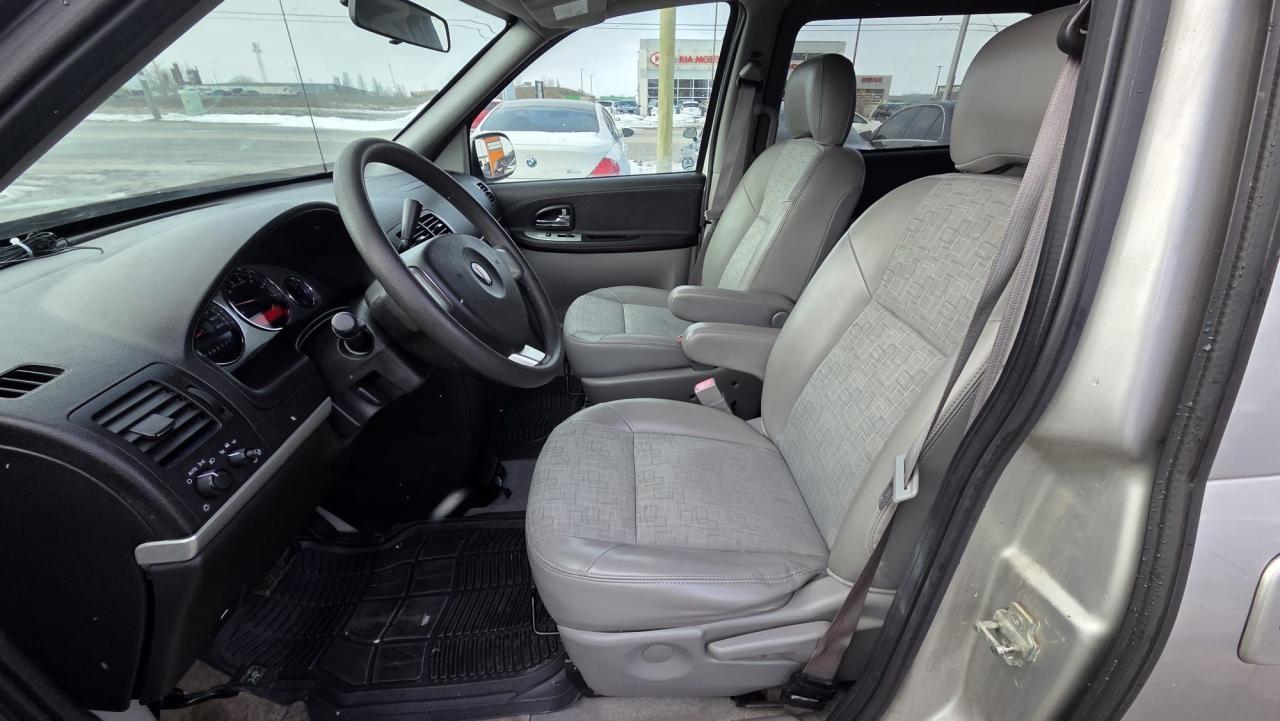 2008 Pontiac Montana w/1SB, DRIVES GREAT, RUSTY UNDERCARRIAGE, AS IS Photo