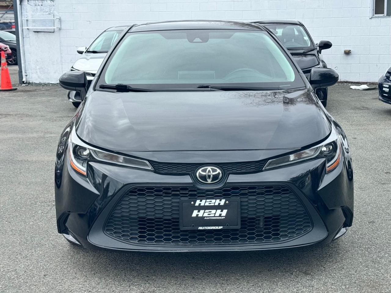 2020 Toyota Corolla FINANCING AVAILABLE Photo2