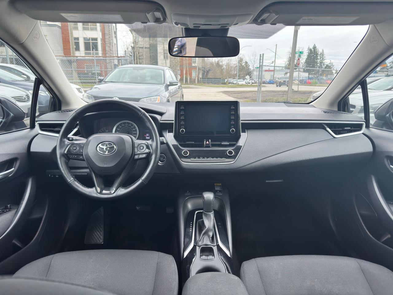 2020 Toyota Corolla FINANCING AVAILABLE Photo8