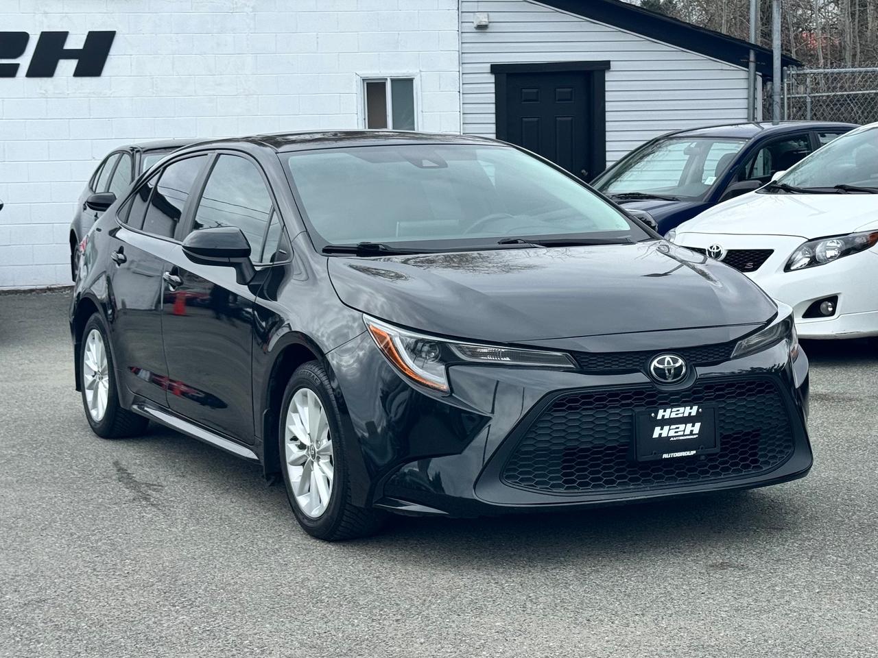 2020 Toyota Corolla FINANCING AVAILABLE Photo3