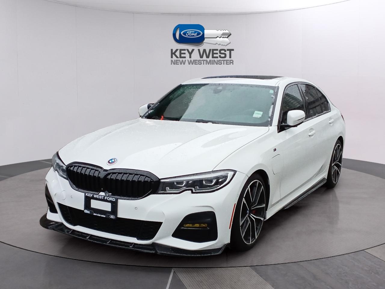 2021 BMW 3 Series 330e xDrive Plug-In Hybrid North America Photo0