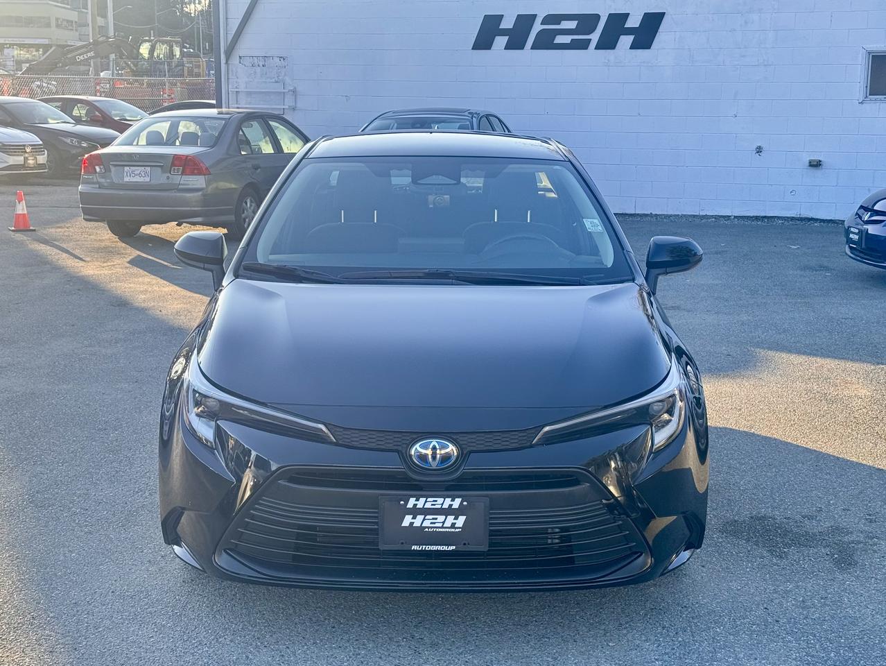2024 Toyota Corolla HYBRID FINANCING AVAILABLE Photo2