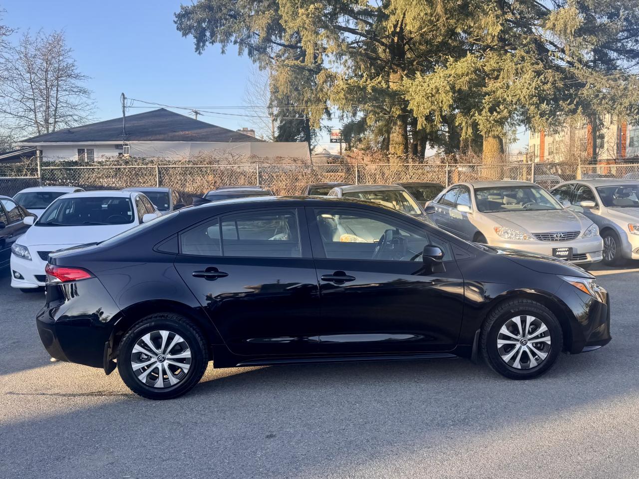 2024 Toyota Corolla HYBRID FINANCING AVAILABLE Photo4