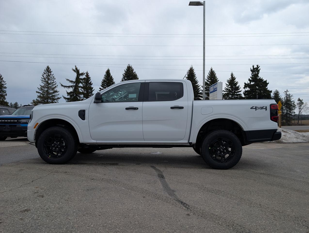 2026 Ford Ranger XLT Crew Cab 4X4 Photo2