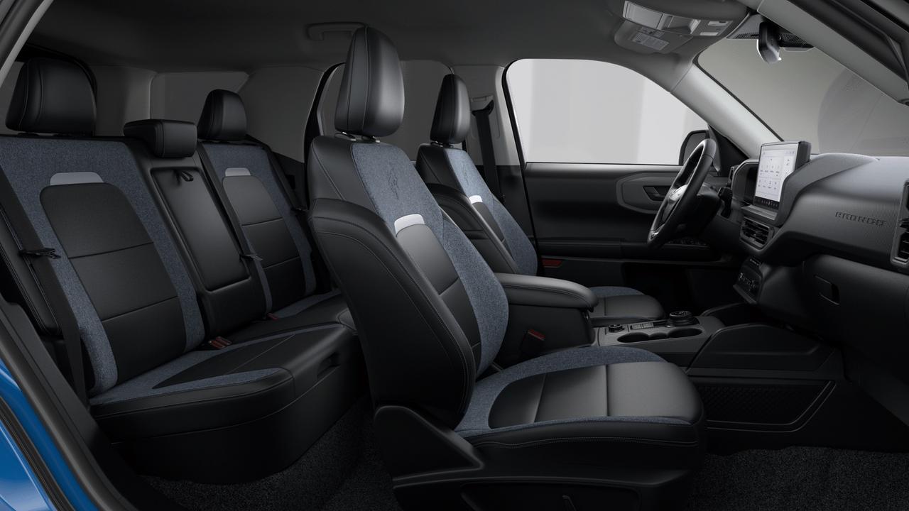 2026 Ford Bronco Sport Outer Banks 4x4 Photo