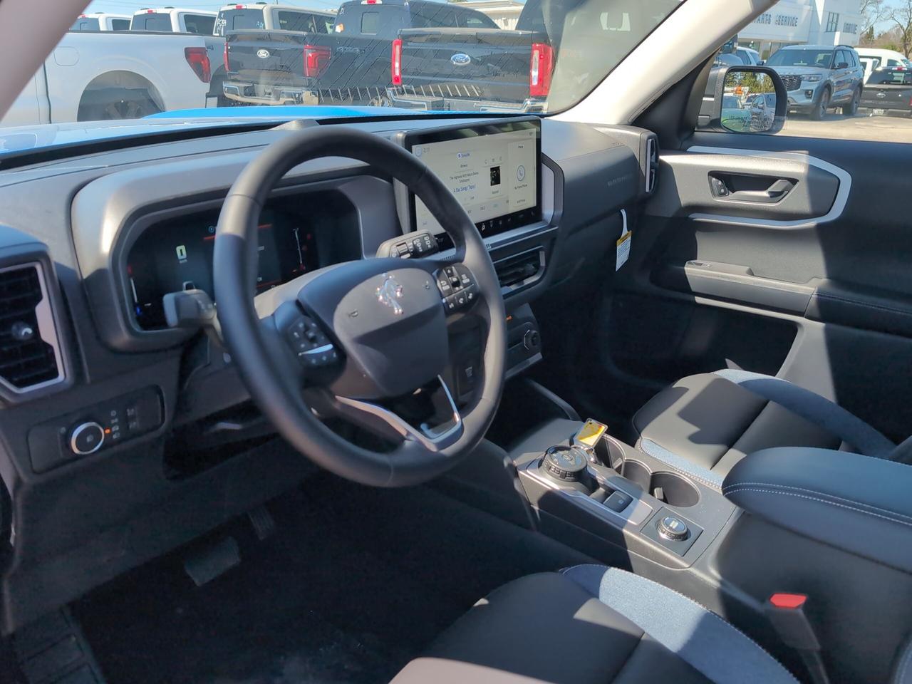 2026 Ford Bronco Sport Outer Banks 4x4 Photo