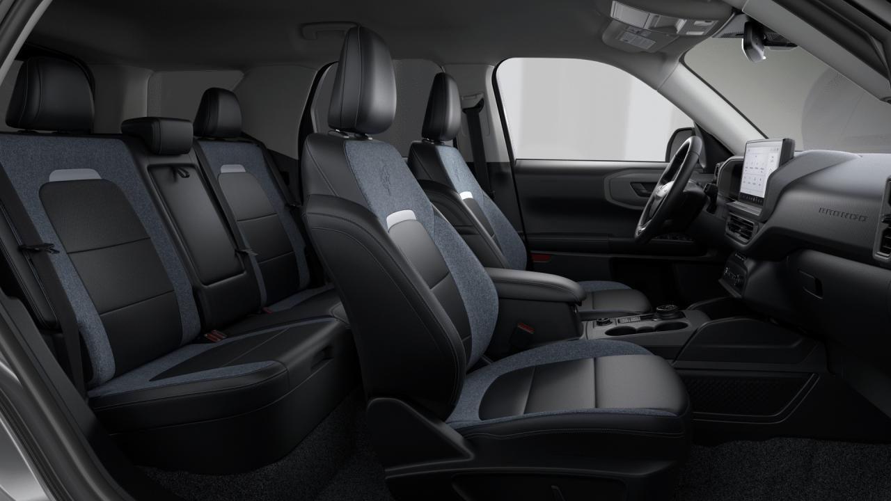 2026 Ford Bronco Sport Outer Banks 4x4 Photo